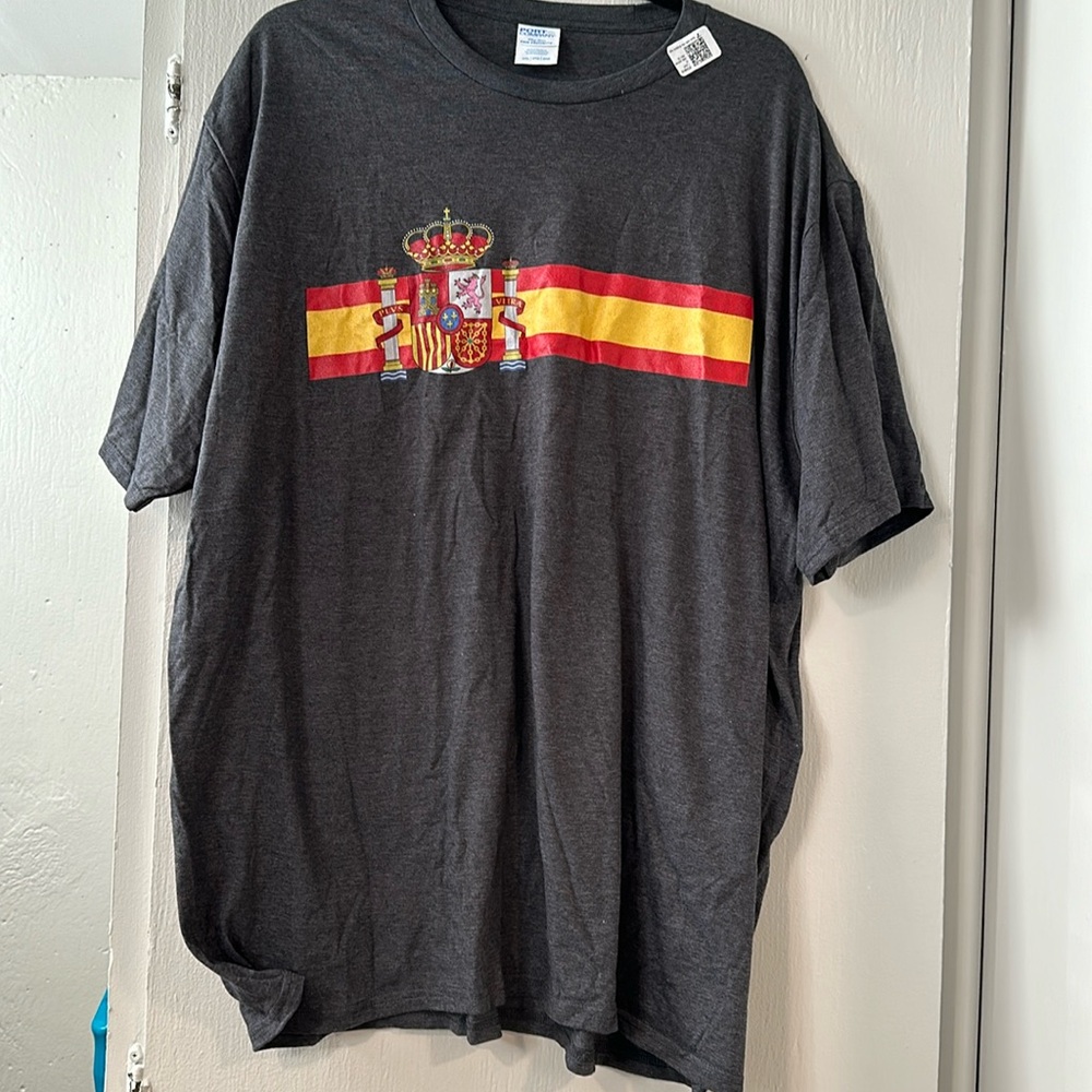 NWT T-Shirt